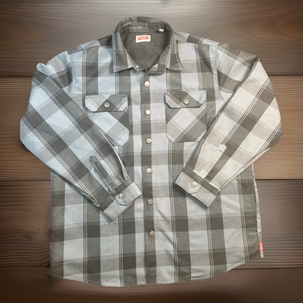 Wrangler Gray/Black Plaid Fleece Flannel Button Shirt Shacket Size XL Chore Coat